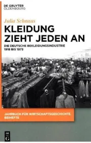  978-3-11-055729-9;Schnaus-Kleidung zieht jeden an.jpg - Bild