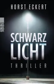  978-3-499-22793-6;eckert-schwarzlicht.jpg - Bild