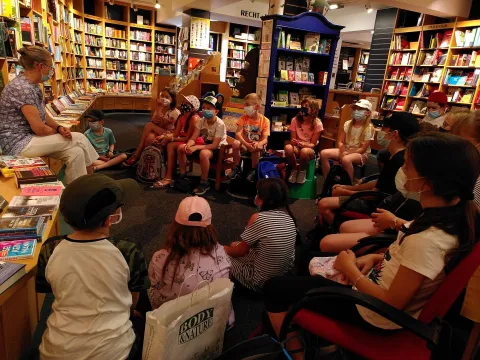 Welttag-des-Buches-4.Klasse-KirchheimerGrundschule.jpg - Bild